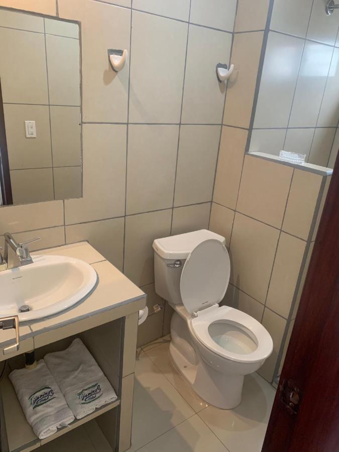 Hotel Tijerinos Boaco Eksteriør billede